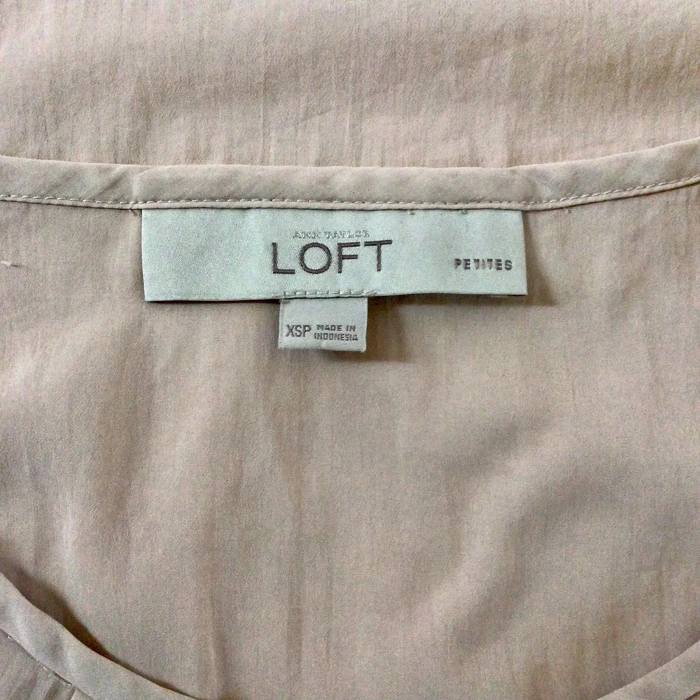 LOFT Sleeveless Sheer Blouse - Size XS Petite - Picture 5 of 7
